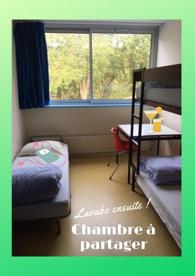 Auberge De Jeunesse Hi โลริอ็อง ภายนอก รูปภาพ