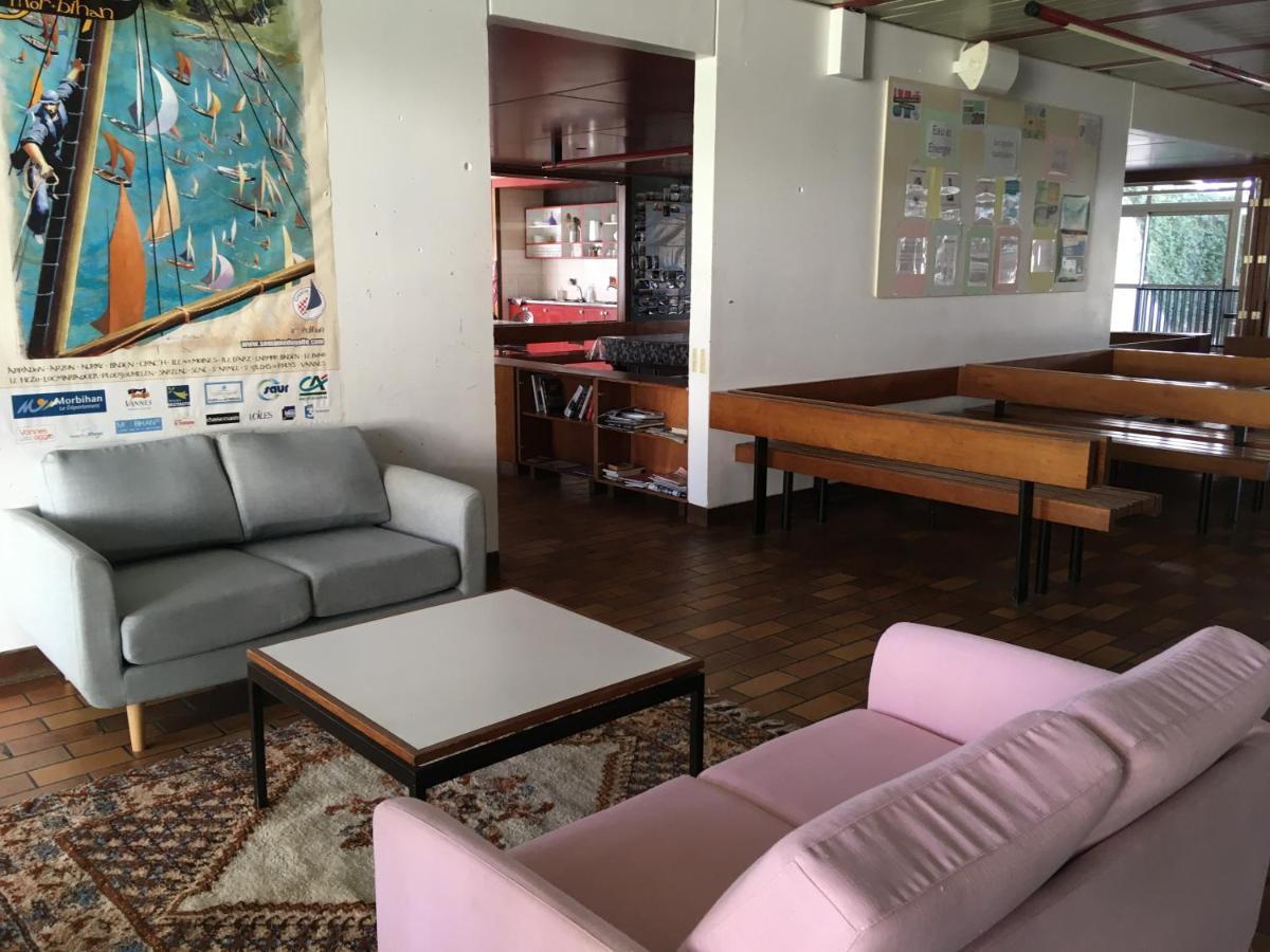 Auberge De Jeunesse Hi โลริอ็อง ภายนอก รูปภาพ